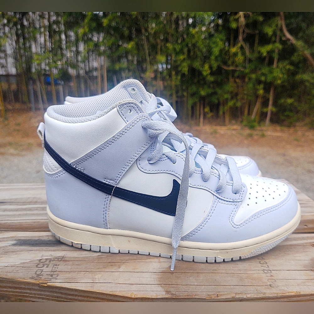 Nike Dunk High Football Grey Black Size 6.5y
